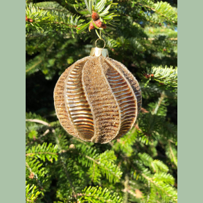 Guld kugle med glimmer lodrette store fuger